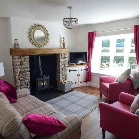 بيت للعطل Cartmel Cottage, غْرانج أوفار ساندس